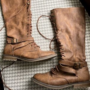 Brown tie up boots